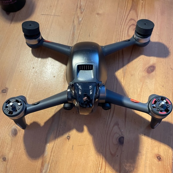 DJI FPV COMBO - with DJI care activated - Picture 4 of 5